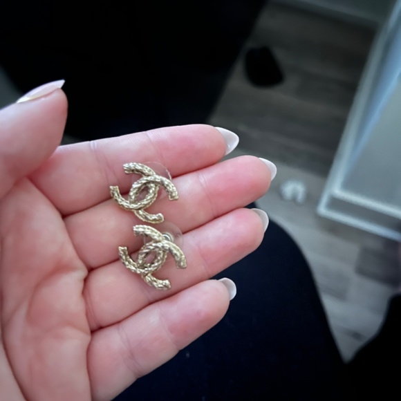 Chanel CC Logo earrings gold - Picture 2 of 4